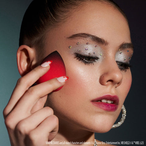 the vampire diaries x sire blending sponge product from Lottie