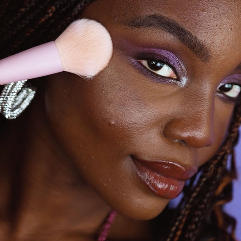 multi-use face brush product from Lottie