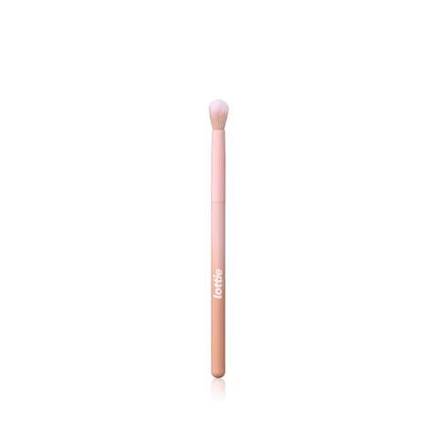 tapered blending brush product from Lottie