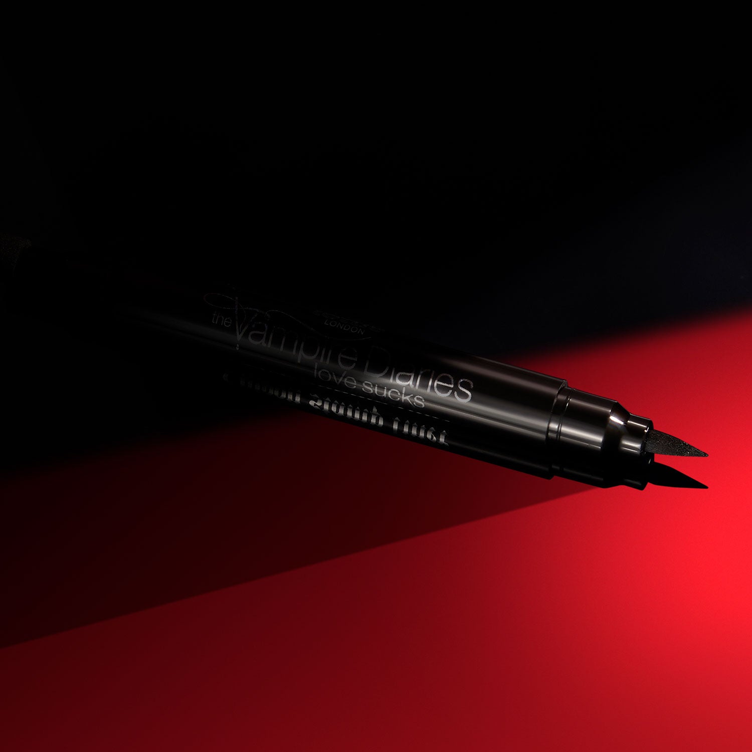 the vampire diaries x moon stamp liner duo