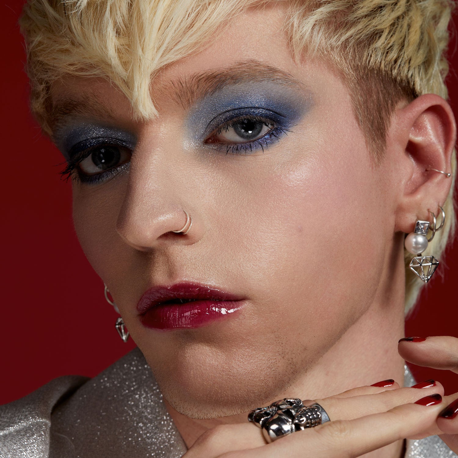 the vampire diaries x love sucks eyeshadow palette